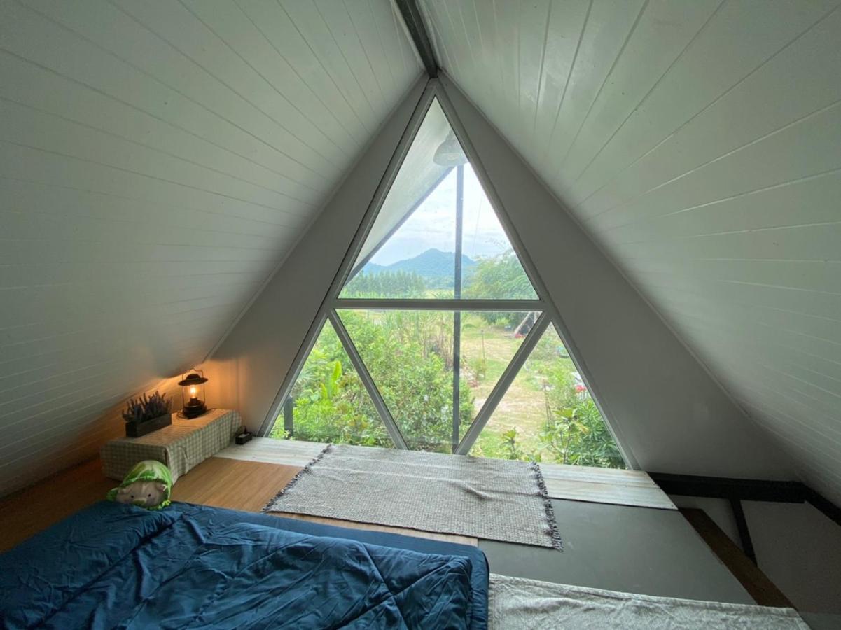 Royal Mountain View Ratchaburi Exterior foto